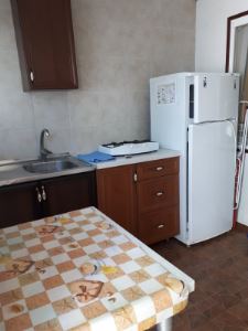 Фотография #15 из 31 - Жилье в Черноморском Крым собственный Гостевой дом в 5-ти мин. от моря ! Своя кухня в номере !
