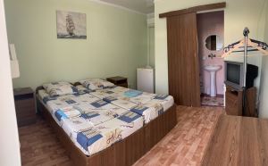 Фотография #9 из 11 - Оленевка сдам жилье недорого Крым мыс Тарханкут ! Условия для детей и взрослых, чистое море и пляж !