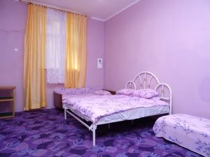 Фотография #9 из 11 - Алупка частный сектор сдам жилье - Гостевой дом в 15 мин. от моря. Семейный отдых в Крыму !