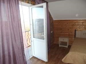 Фотография #9 из 20 - Сдам на лето свой частный дом/комнаты в Крыму под Севастополем (Угловое)