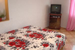 Фотография #6 из 7 - Сдам свою 1-комнатную квартиру в Ялте!  Незабываемый летний отдых!