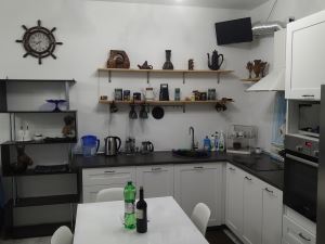 Фотография #3 из 30 - Апартаменты на самом берегу моря в Сочи